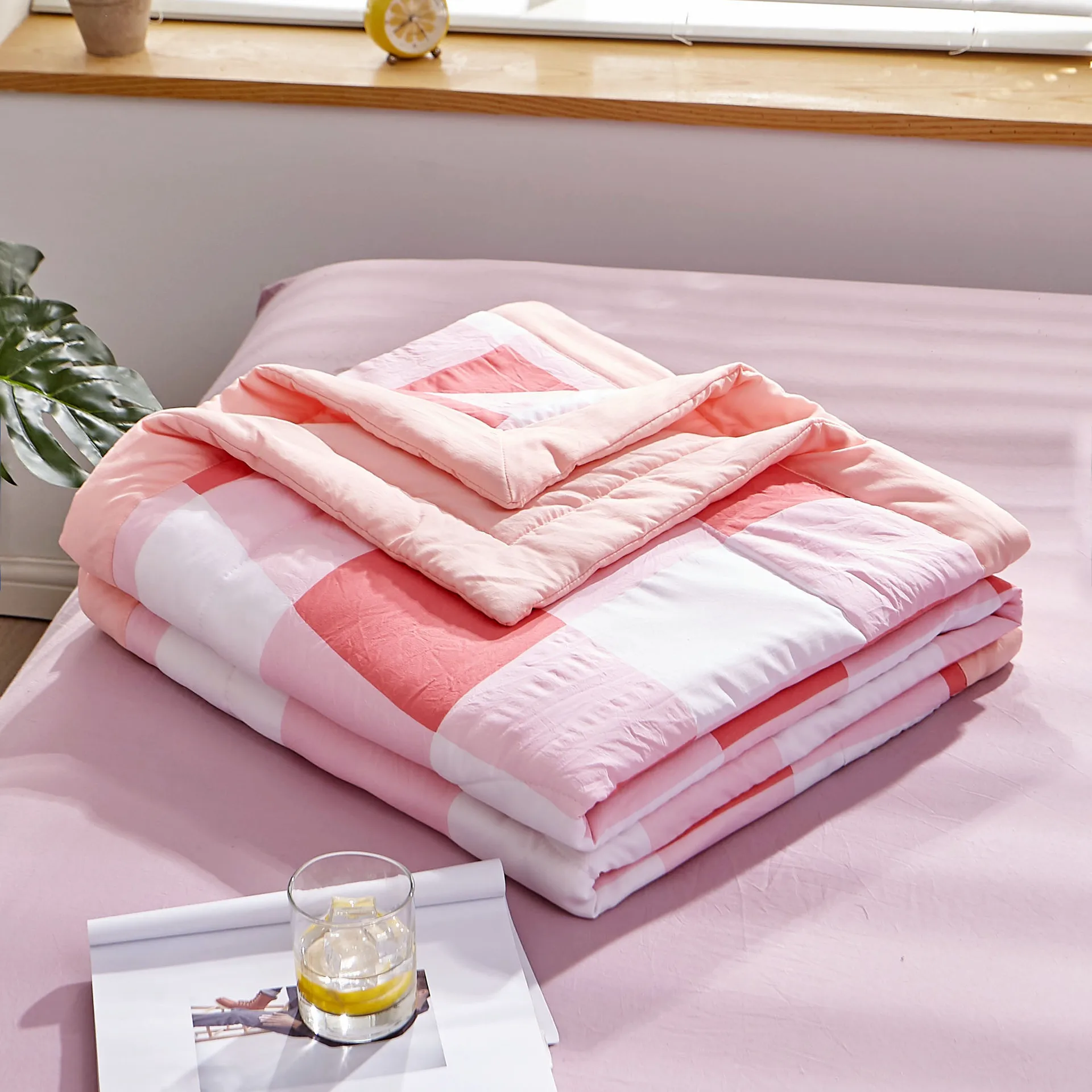 Тонкое летнее покрывало. Oxygen одеяло покрывало. Одеяло дышащее. Одеяло прохладное из атласной. Одеяло односпальное.