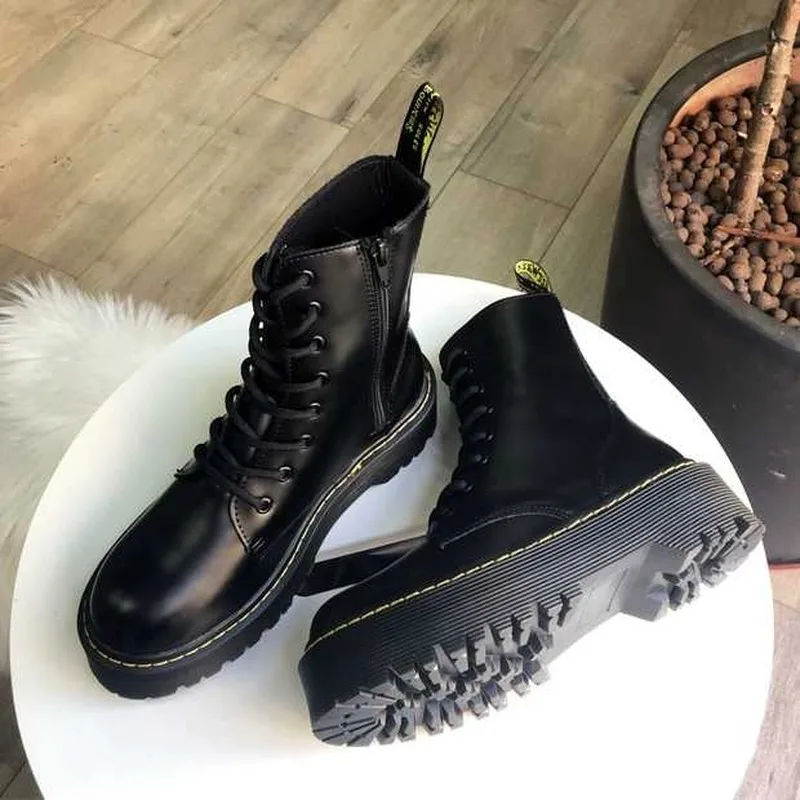 COWCOM/ г., новые зимние женские ботинки мотоботы с высоким берцем на толстой подошве кожаные ботинки martin женские ботинки