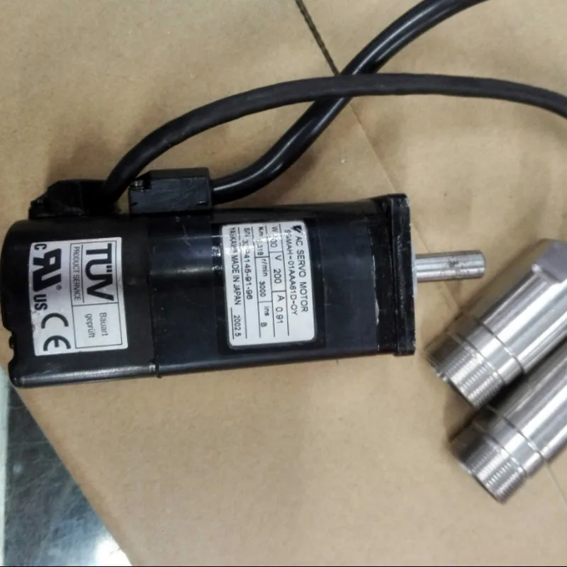 Использованный протестированный рабочий SGMAH-01AAA61D-OY серводвигатель переменного тока