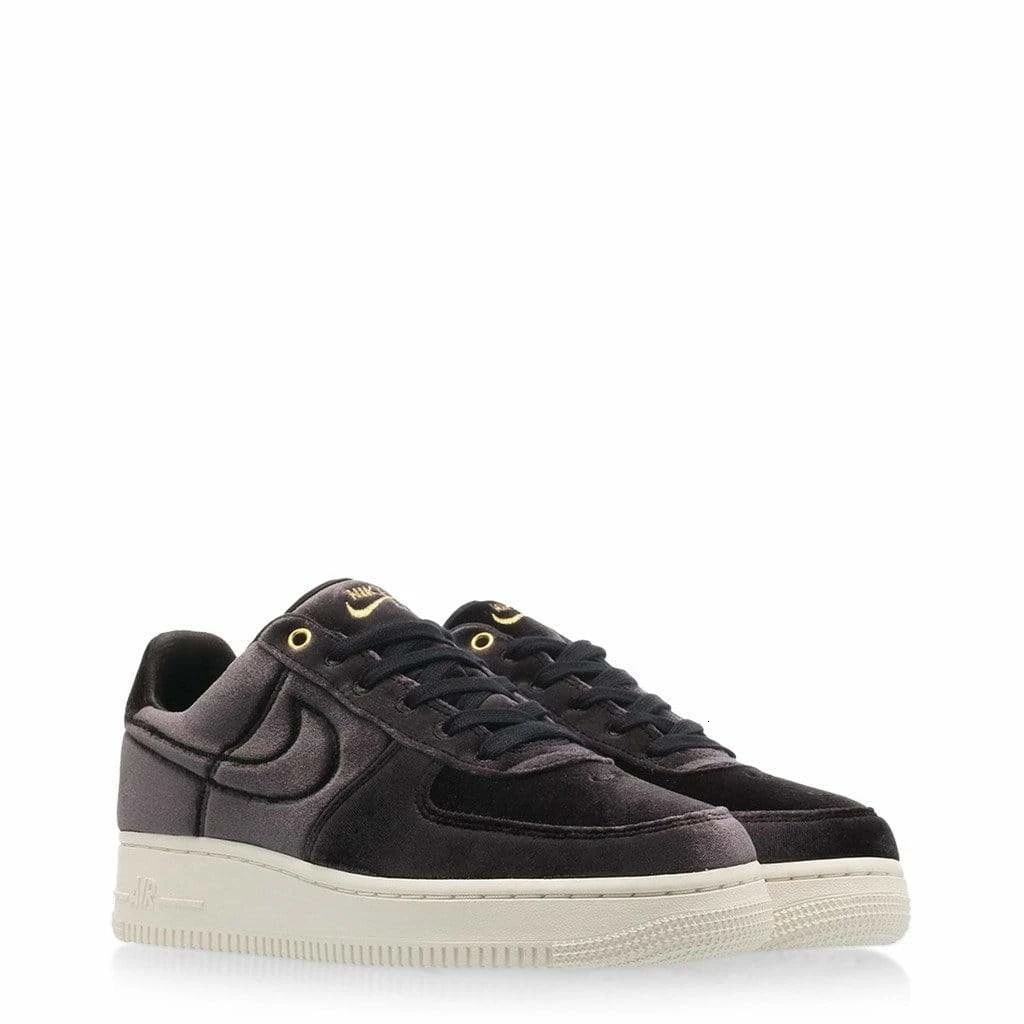Nike-AirForce1-07Premium3
