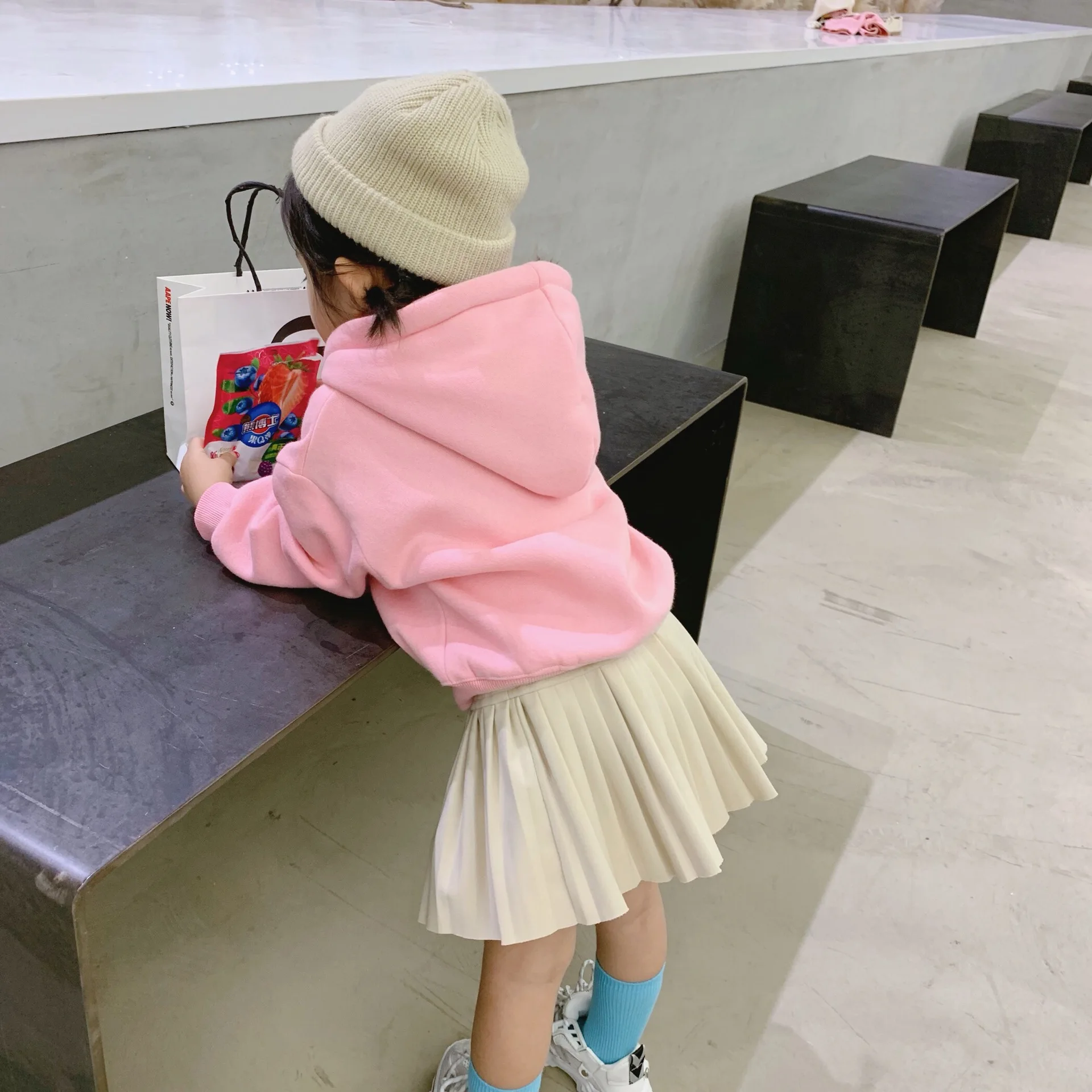WLG boys girls winter casual hoodies kids velvet thick letter printed pink green hoodie baby warm all match clothes 2-6 years