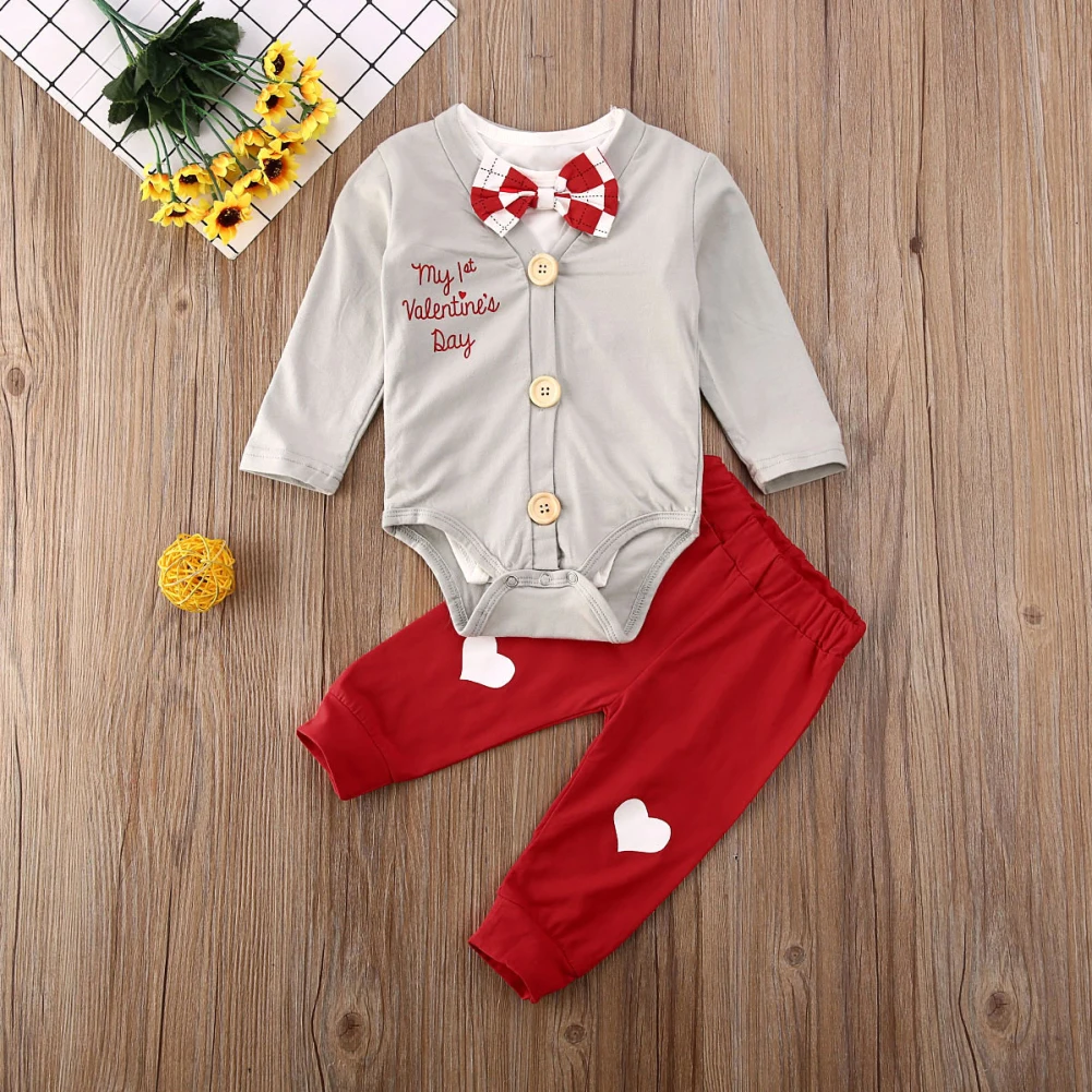 Комплекты одежды для новорожденных мальчиков с надписью «My 1st Valentine's Day», топы для джентльменов 0-24 месяцев, комбинезон, длинные штаны, комплекты одежды из 3 предметов