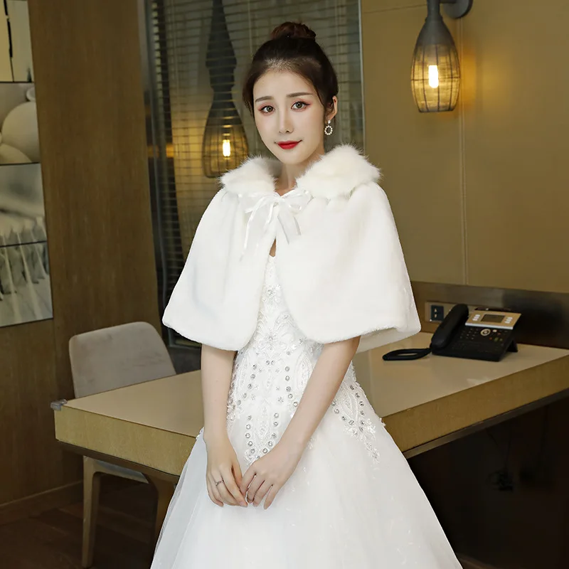 

Imitation rabbit hair shawl, autumn and winter warm coat cape