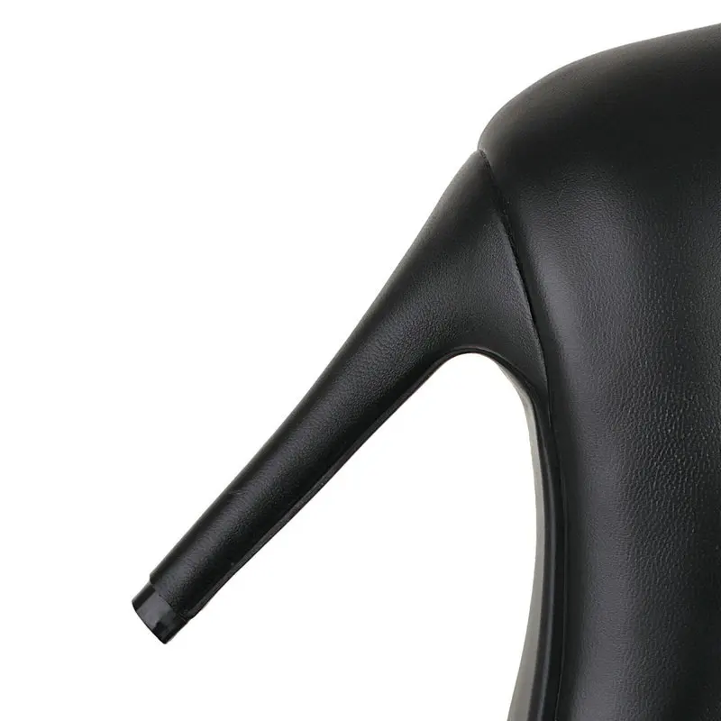 Модные женские сапоги выше колена эластичные с острым носком на тонком высоком