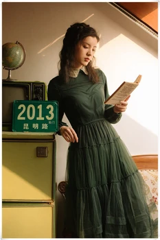 

European Retro Spring and Autumn New French Girl Peter Pan Collar Mesh Dress