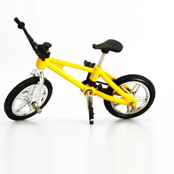 

4 Pcs/Set Mini Bike Model Set Scooter Model Alloy Skate Board Model Mini Finger Bikebicycle Model Toys for Boys