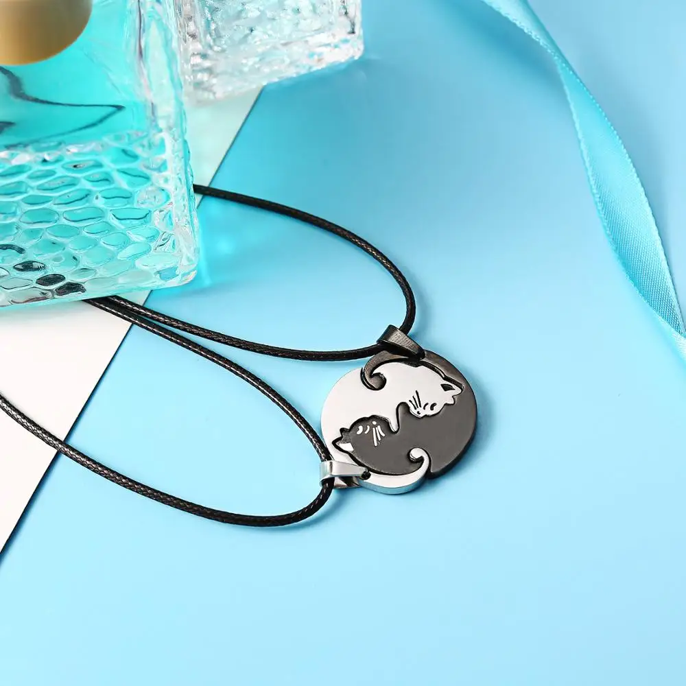 HI MAN Simple Stainless Steel Black And White Cat Hugs Couple Pendant Necklace For Men Women Friendship Gift Wholesale