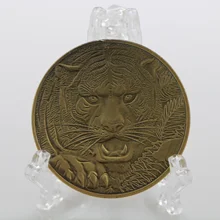 

Commemorative Medal Dragon and Tiger Battle Green Bronze Commemorative Coin Coin Embossed Tiger Head Collection Home Decoration