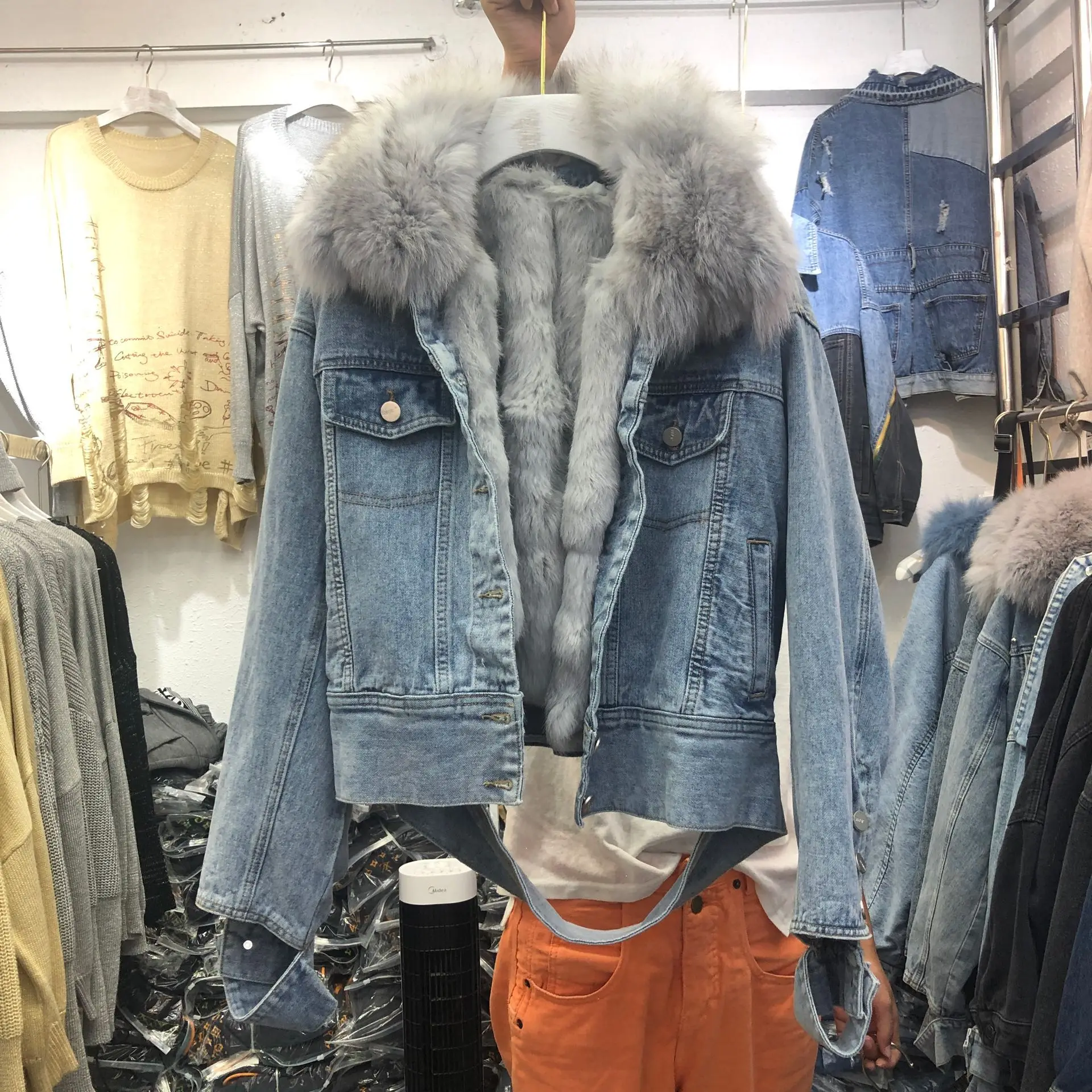 Зимнее пальто с натуральным лисьим мехом короткая джинсовая куртка для женщин Новая толстая подкладка из кроличьего меха джинсовые куртки с хлопковой подкладкой женские теплые пальто - Цвет: real fur1