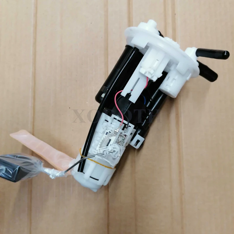 High Quality Auto Parts Fuel Pump Assy 1510054820 For Suzuki Aerio