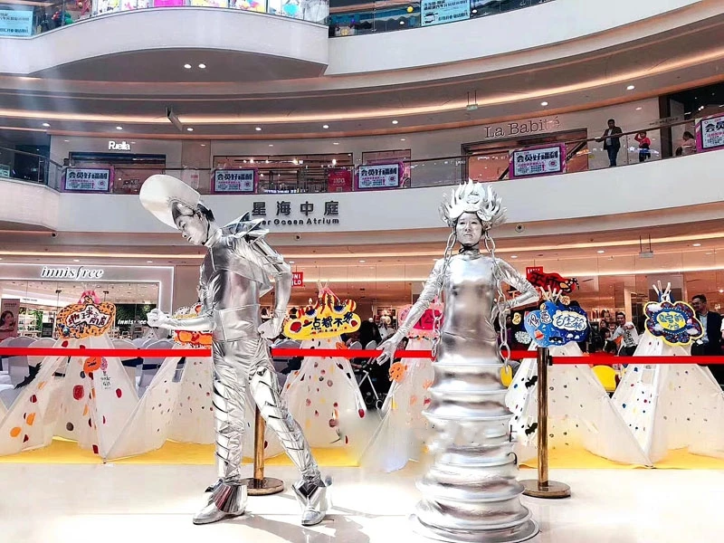 

Silver space queen costume dress hat Future technology show stage clothing cosplay costumes