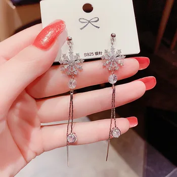 

Korean New Exquisite Snowflake Long Tassel Pendant Earrings Fashion Temperament Versatile Earrings Elegant Ladies Jewelry