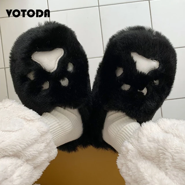 Zapatillas cálidas de piel de gato para mujer, chanclas planas antideslizantes de dibujos animados, zapatos peludos de pata divertida, para el hogar, Invierno 3