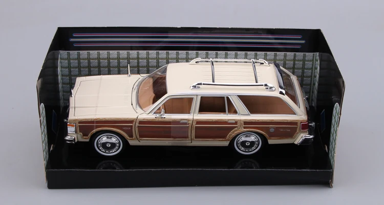 Коллекция 1:24, масштаб 21 см, 1979, модель автомобиля, литая под давлением, классический дисплей для автомобиля