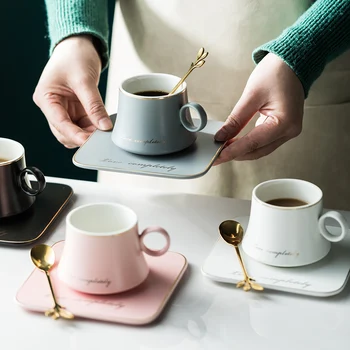 

European porcelain Ceramic mug Soy milk Breakfast Condensed Coffee Tea Cup and saucer sets gold spoon mugs Christmas Cups