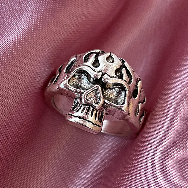 Gothic Poker Ring Set for Women Vintage Spades Ace Silver Plated Retro Rhinestone Charm Billiards Rings Finger Jewelry