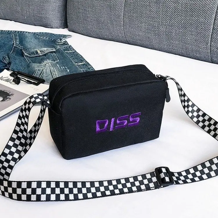 

Simple Fashion Super Fire Good Quality Travel beeking pu Fabric Shoulder Simple Lettered Square Sling Bag