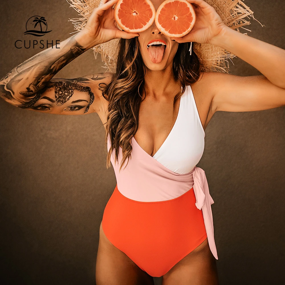 Meilleur Cupshe jaune et blanc Colorblock une pièce maillot de bain femmes Patchwork ceinture noeud Monokini 2019 col en v plage maillot de bain maillots de bain