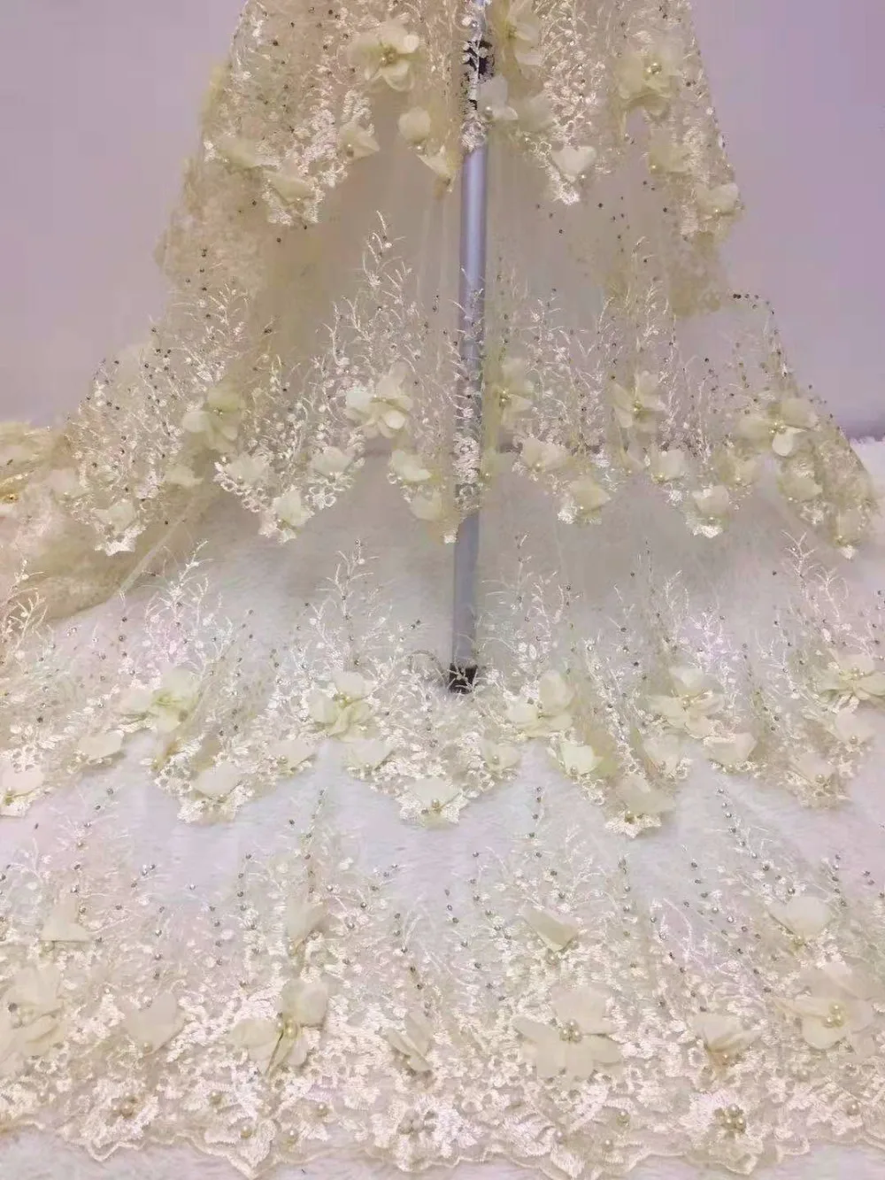 mmexport1564984453980