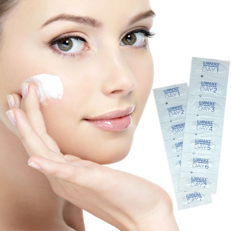 

Active Collagen Silk Thread Ball skin care face essence serum anti-aging easy to absorb smoothing firming moisturizing