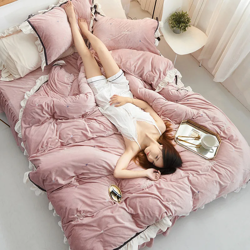 3 4pcs Crystal Velvet Warm Princess Style Duvet Cover Pillowcases Bed Skirt Solid Bean Paste Ginger Rice White Blue | Дом и сад