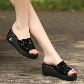 

2020 Women Summer Slippers Woman Rhinestone Slides Women's 2020 Platform Wedges Casual Ladies Beach Shoes Female Footwear