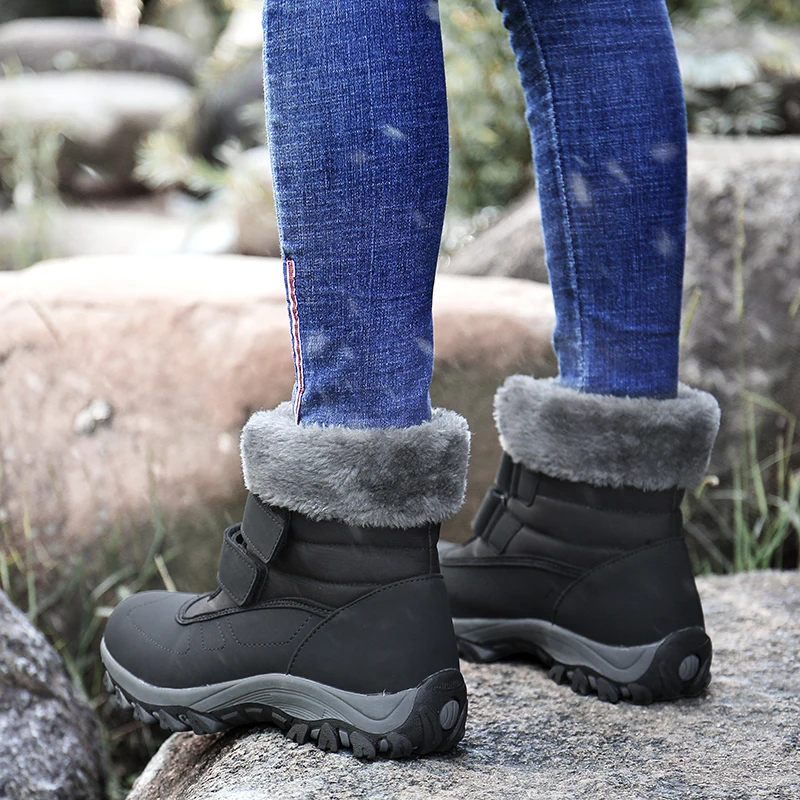 Fujin/зимняя хлопковая обувь; модная Водонепроницаемая женская обувь с круглым носком; Плюшевые Теплые однотонные ботинки на толстой подошве для отдыха; Прошитые женские зимние ботинки