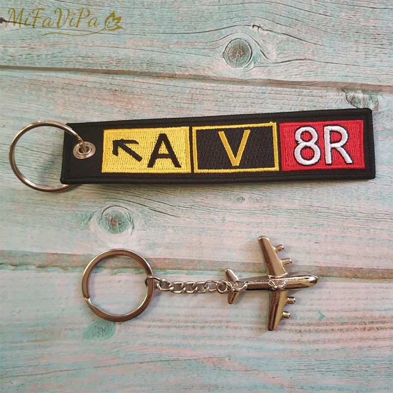 FASHION KEYRINGS KEY CHAINS 2