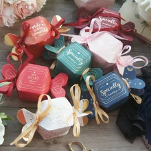 

New 10pcs Gold Candy Design Paper Box with Ribbon Chcoolate Cookie Candy Little Gift Packaging Wedding Favors Gifts Decoration