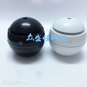 

2020 NEW Black and White Mushroom Humidifier Aroma Diffuser Household Mini Humidifiers for Drop Shipping