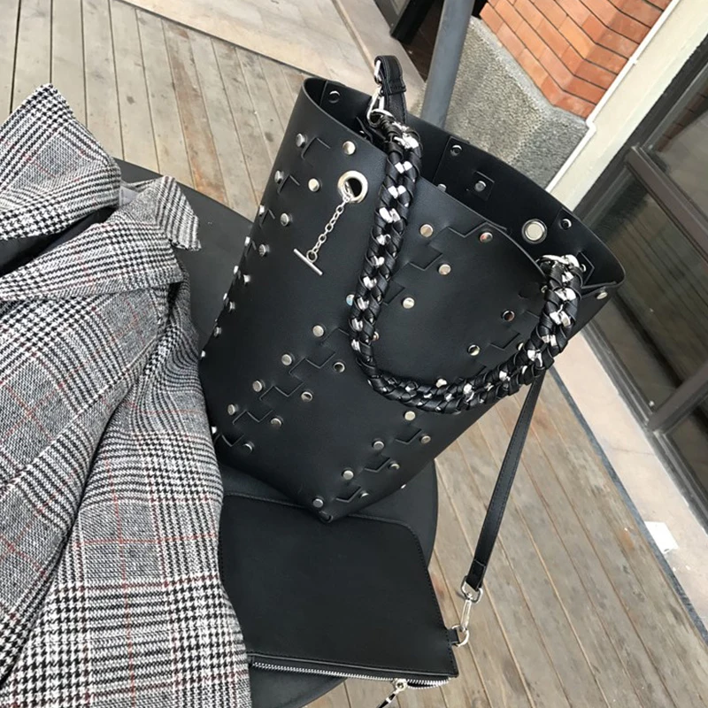 

Designer Rivets Large Bucket Bags Women Purses and Handbags Female High Quality Shoulder Messenger Bags Black Hollow Out