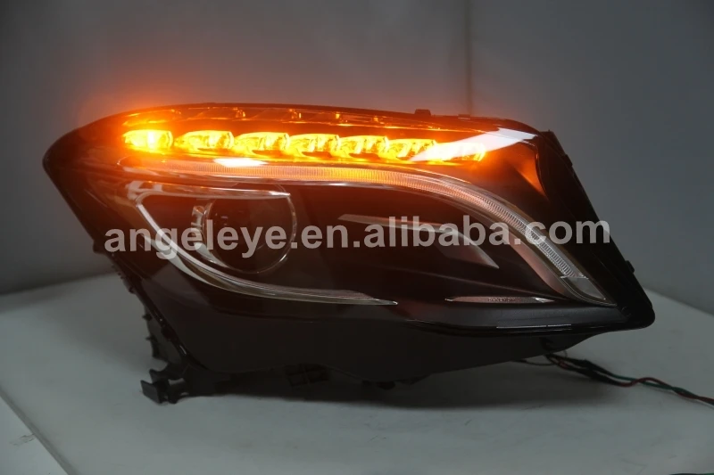 Деталь продукта светодиодный фотографии светодиодный задний фонарь для Mercedes Benz GLA- CN светодиодный задний фонарь для Mercedes Benz GLA- CN