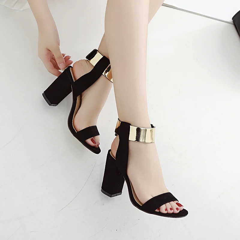 

2019 new sexy simple temperament wild color matching word with thick and cool shoes women