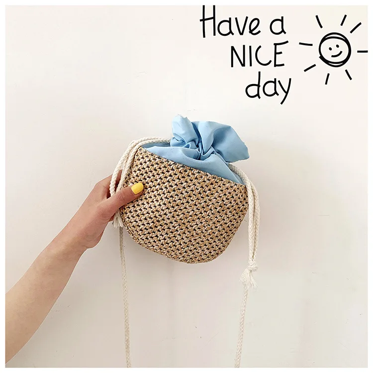 Petit sac bandoulière en osier