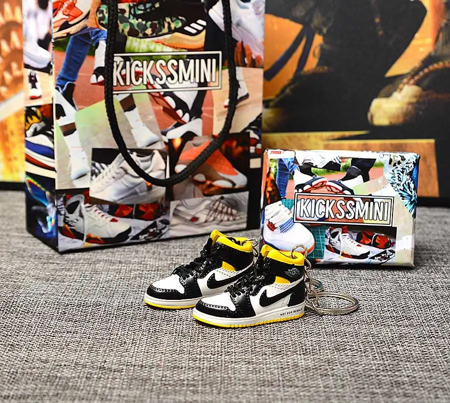 Персональный DIY Jordan Generation AIR JORDAN 1 chicago 3D кроссовок фигурный брелок сумка Подвеска парный брелок - Цвет: a pair w metal  ring