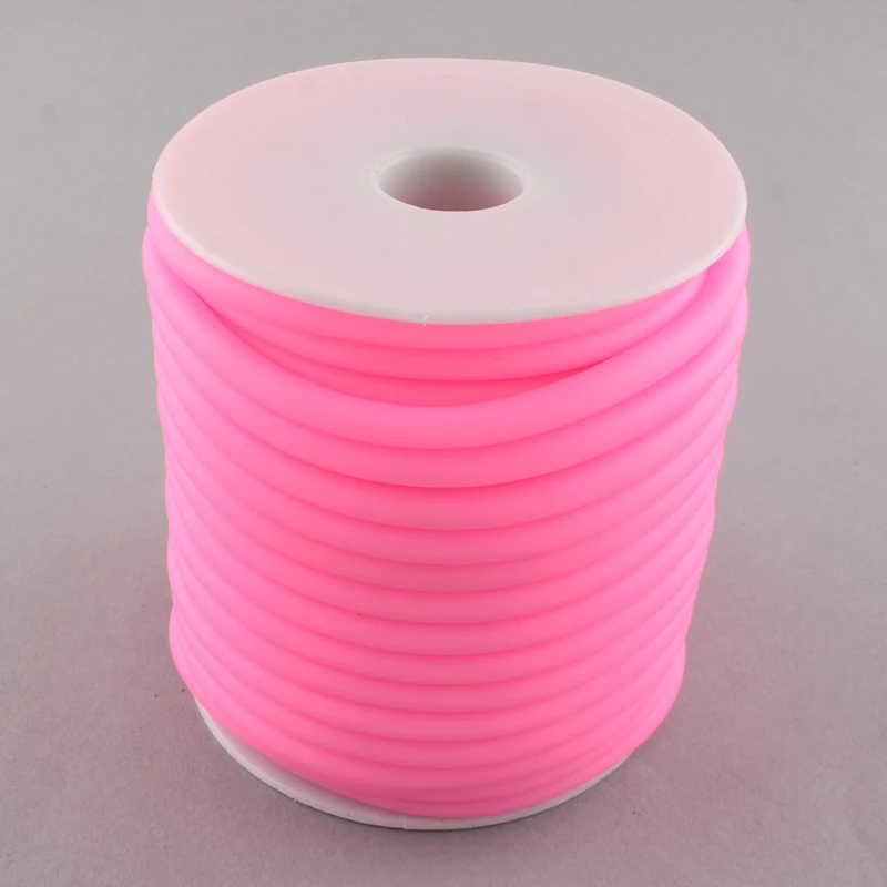 Pink Силиконовый шнур, полый, обернутый вокруг белой пластиковой катушки, известняк Размер: около 5 мм в диаметре, отверстие: 3 мм; около 10 м/рулон - Цвет: Pink