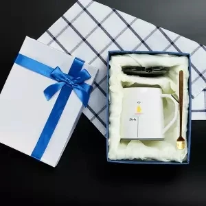 Кружка чашка Корейская керамическая чашка с крышкой с ложкой Кружка для офиса чашка для кофе с молоком чашка для завтрака - Цвет: 380ML gift box