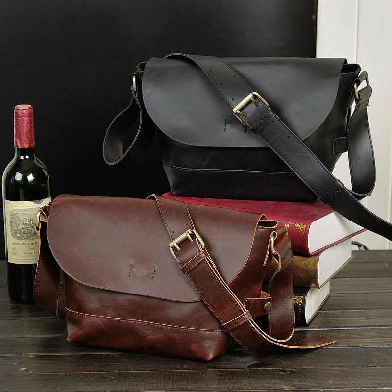 

Trend of the new Korean version of retro fashion men's bag British casual bag shoulder slung fashion men's crazy horse bag