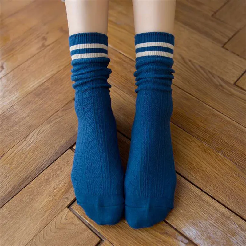 Blue Fashion Striped Long Socks Women Cotton Sock Japanese High School Girls Cute Socks Winter Thick Sock Casual Warm Long Socks New - Цвет: Blue