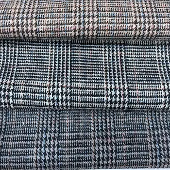 

Semi-worsted tartan Houndstooth woven wool 30% wool autumn and winter thin small tartan fabric