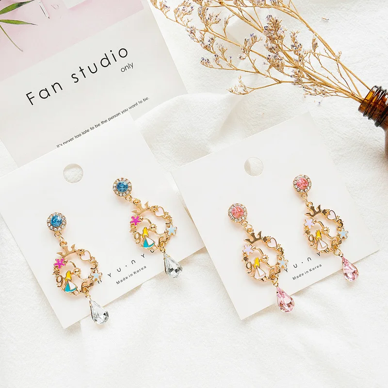 

Korean Beautiful Creative Princess Geometric Rhinestones Dangle Earrings Fashion Personality Girl Women's Accessories Jewelry