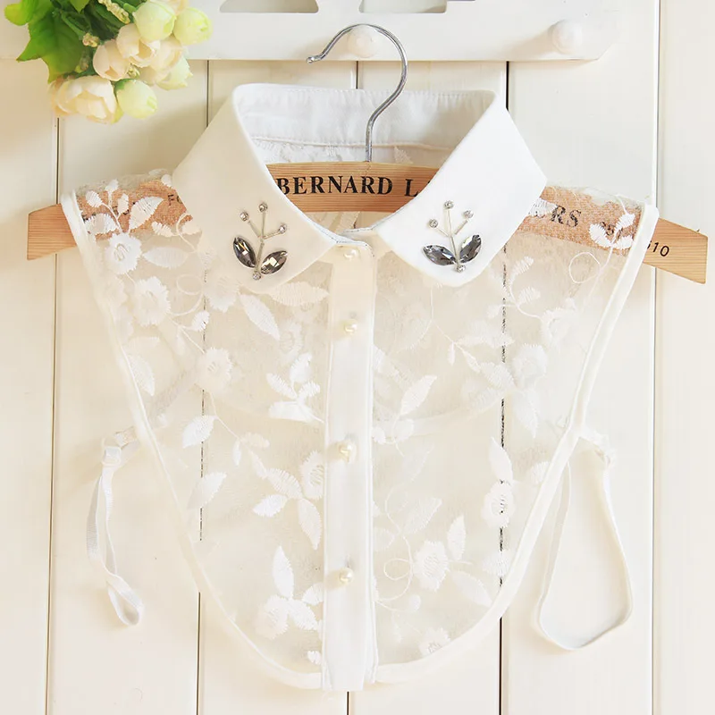 

Fashion Women Embroidery Fake Collar Rhinestone False Collar Female Thin Lace Lapel Detachable Button Half-Shirt Blouse Tops