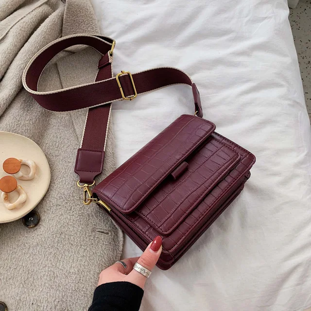 wine red Винтаж каменный узор небольшой лоскут дизайнерский широкий ремень Для женщин плеча сумки класса люкс из кожи аллигатора Сумка через плечо женские квадратные сумочки - Цвет: wine red