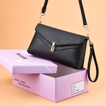 

Bag female 2020 new middle-aged female bag mother bag simple shoulder messenger bag fashion atmospheric small bag