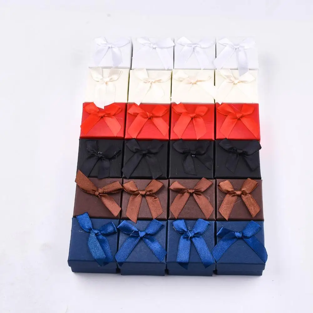 24 шт., 5x5x4 см, Разноцветные квадратные картонные коробки для украшений, кольца с бантом, свадебные подарки на день Святого Валентина, упаковочные коробки с губкой
