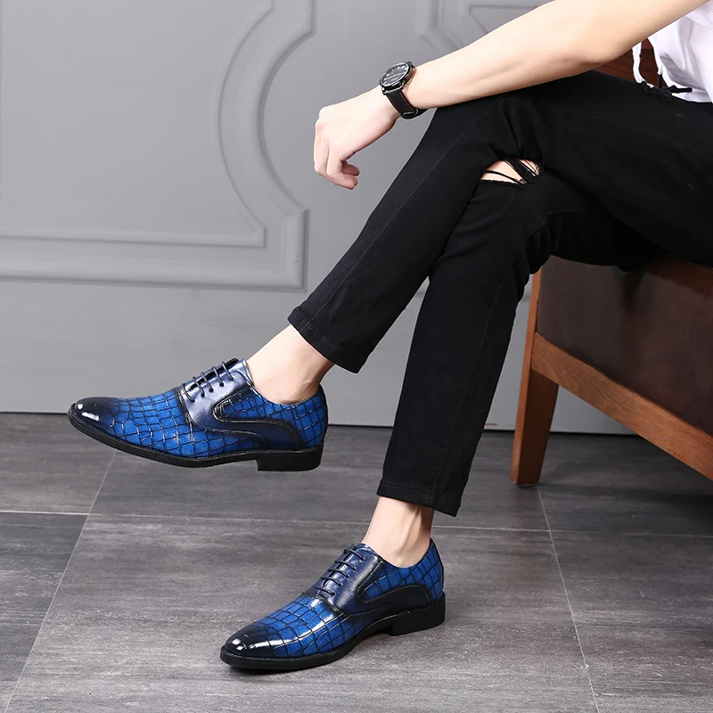 Мужская повседневная обувь с острым носком; модные туфли из крокодиловой кожи в деловом стиле; большие размеры 37-48; вечерние свадебные туфли; лучший подарок