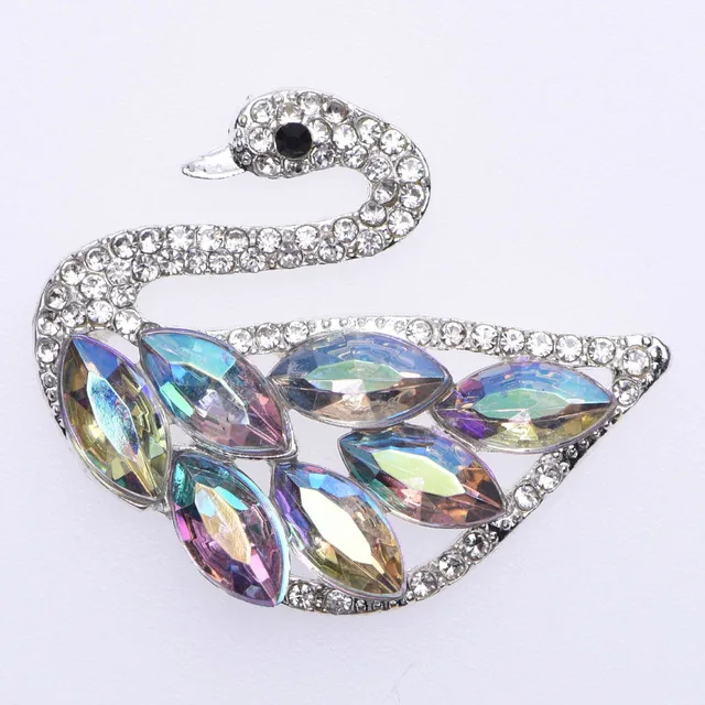 New Brand Shoes Charms Designer Croc Charms Bling Rhinestone Girl Gift Glow Clog Decaration Metal Love Butterfly Accessories b8205