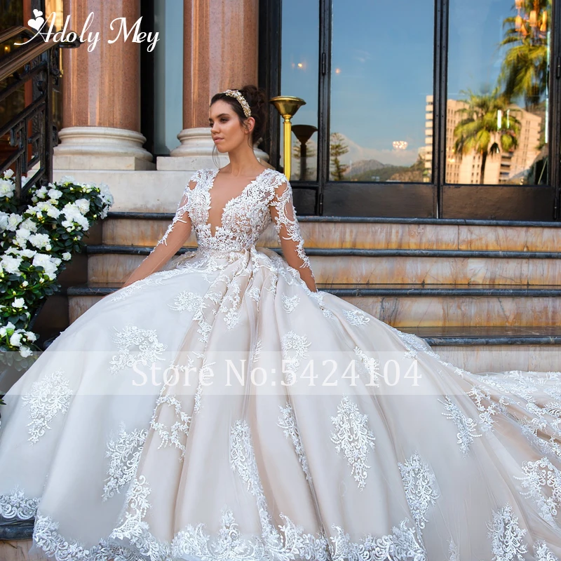 Adoly Mey Luxury Appliques Long Sleeve Beaded A-Line Wedding Dress 2022 Romantic Scoop Neck buttons Vintage Bride Gown Plus Size affordable wedding dresses