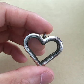 

Floating Locket Newest Design Stainless Steel Shine Magnetic Floating Locket Heart Floating Locket Pendant