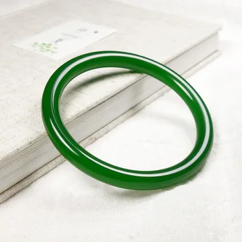 

Women's spinach green girl thin round jade bracelet